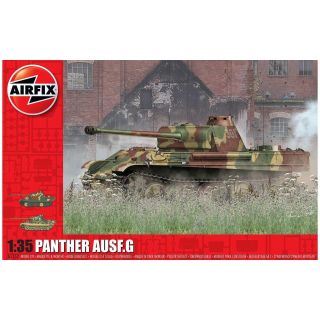 Classic Kit tank A1352 - Panther Ausf G. (1:35)