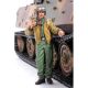1/16 figurka stojícího velitele tanku US z 2 sv. války, ručně malovaný