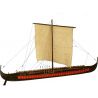 Stavebnice modelu Vikingské prodloužené lodi z roku 1060 v měřítku 1:35. Délka modelu lodi je 850 mm, stavba převážně ze dřeva s řadou doplňků, součástí je stavební plán a pokyny s mnoha podrobnými obrázky.