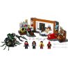 Stavebnice LEGO® Marvel Spider-Man v dílně Sanctum, v níž čeká místnost plná kouzel a superhrdinů, nadchne všechny milovníky Marvelu i jejich kamarády.