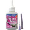 Roket Plastic je netoxické lepidlo na plastikové modely s miniaplikátorem, který obsahuje injekční jehlu. Doba tuhnutí je 8 až 10 sekund, neztuhlé lepidlo lze omýt vodou.