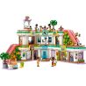 Inspirujte děti vyprávění příběhů o přátelství s touto stavebnicí obchodního centra. Součástí je 7 minipanenek LEGO® Friends, 5 obchodů a 2 funkční eskalátory.