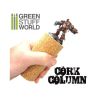 Sculpting Cork Columns / Korkový držiak