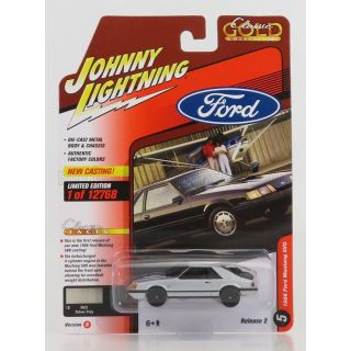 JOHNNY LIGHTNING FORD USA MUSTANG SVO COUPE 1986 - SILVER 1/64