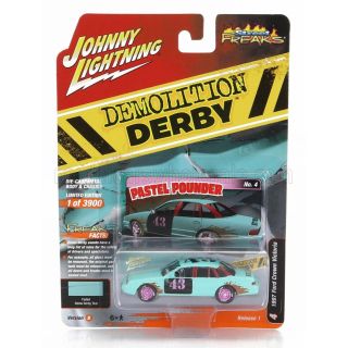 JOHNNY LIGHTNING FORD USA CROWN VICTORIA N 43 DEMILITION DERBY 1997 - LIGHT BLUE BLACK 1/64