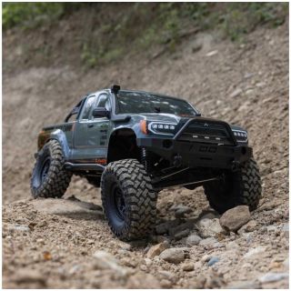 Axial SCX10 III Base Camp 4WD 1:10 RTR bílý