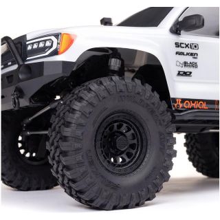 Axial SCX10 III Base Camp 4WD 1:10 RTR bílý