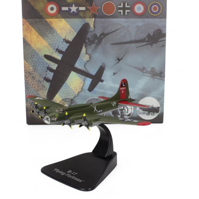 EDICOLA HEINKEL HE 111P BOMBARDIERE AIRPLANE 1940 - LUFTWAFFE - GERMAN AIR FORCE - MILITARY GREEN CAMOUFLAGE 1/144