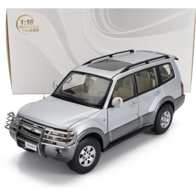 SUN STAR MITSUBISHI PAJERO 3.5L V6 V73 2006 - SILVER GREY 1/18