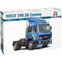 Model trucku ke slepení. Velikost: 1:24; 23,8 cm.