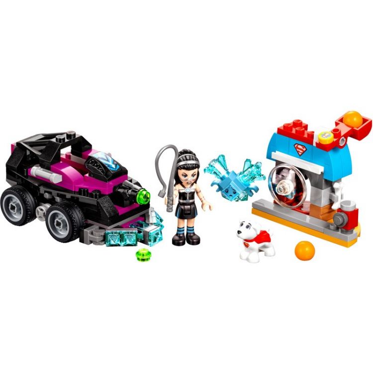 LEGO Super Heroes - Lashina™ a vozidlo do akce
