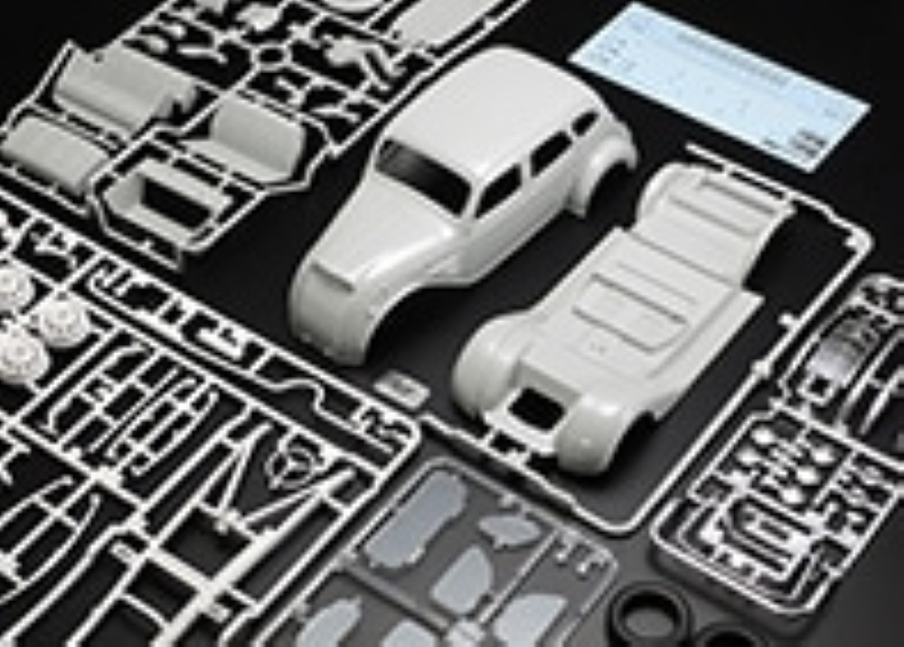 Tamiya 24339 csomag tartalma